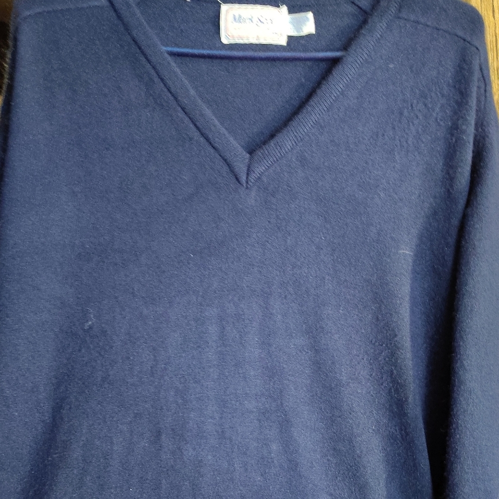 Men's Navy V-Neck Sweater -
